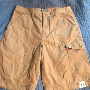 New Boy’s Khaki Vans Cargo Shorts(Size 18)